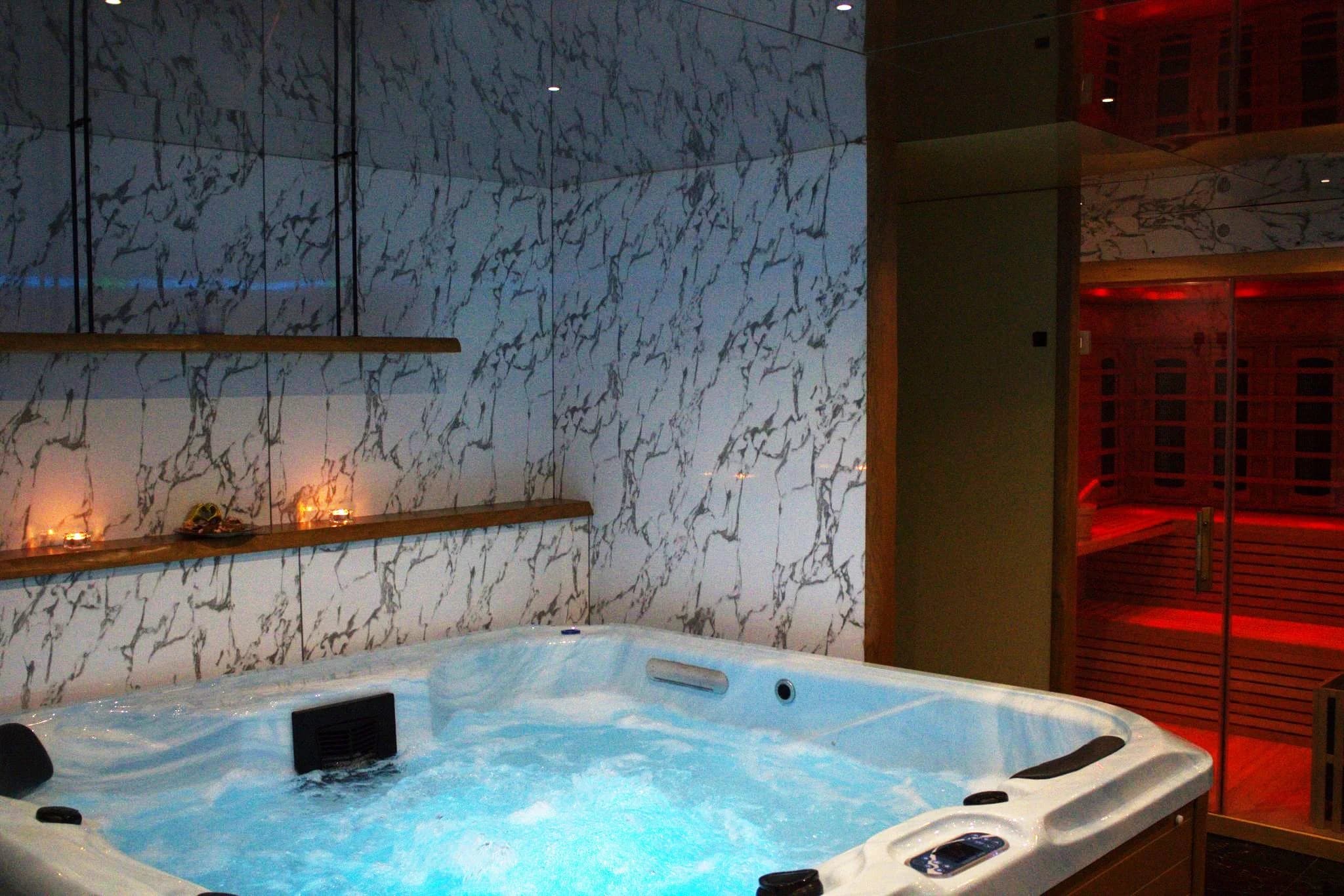Osnovni paket – Zasebni wellness za dva – 2 uri – Jacuzzi, finska in infrardeča savna
