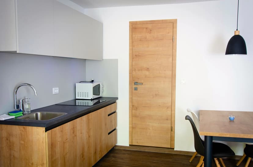 Apartma s savno 1 - Secondary 2